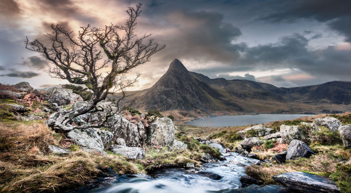 Tryfan and Llyn Ogwen, Snowdonia